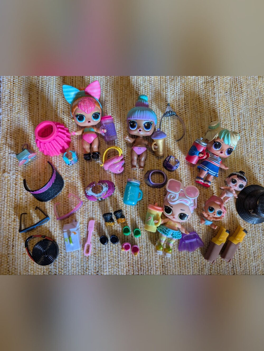 L.O.L. Surprise Dolls Set with Clothes And Accessoiries